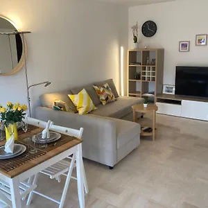 Apartment Cozy 1 Bedroom Juan-les-pins - Walk To Beaches, Restaurants, Old Town