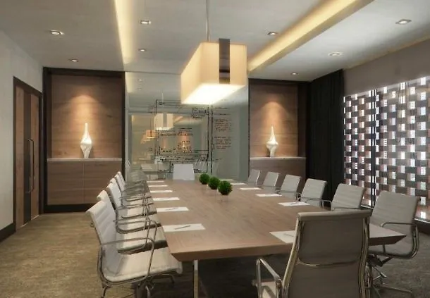 Hotel Stripes Kuala Lumpur, Autograph Collection